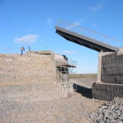 Bewegliche Brücke über den Seenverbund Markkleeberger - Störmthaler See