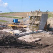 Bewegliche Brücke über den Seenverbund Markkleeberger - Störmthaler See